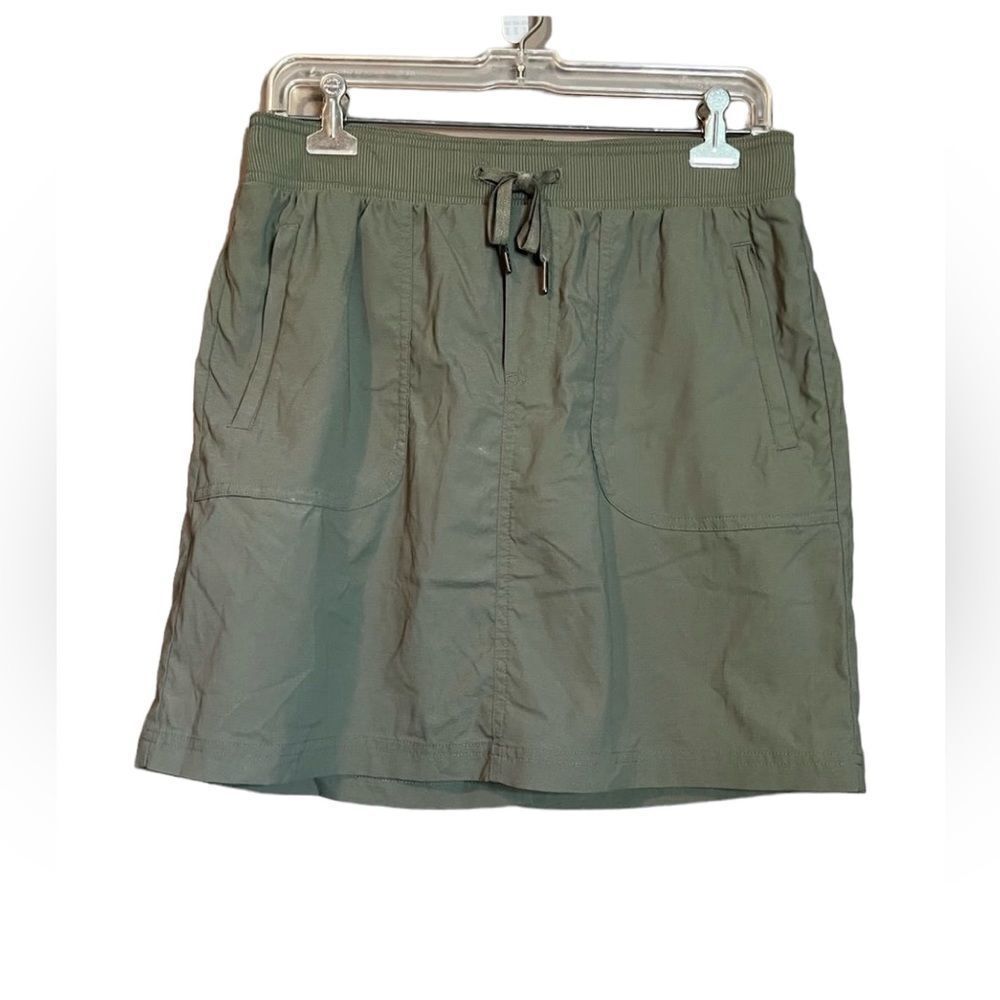 L.L.bean women vista camp‎ skort in green